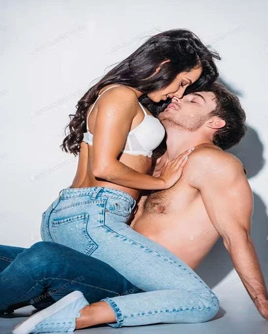 Threesome Escorts in Delhi